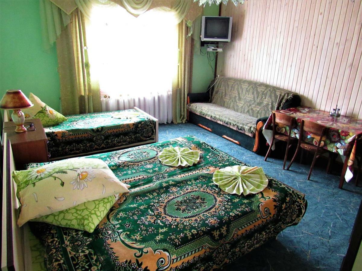 Hotel Відпочинок У Пронів Slawske Exterior foto